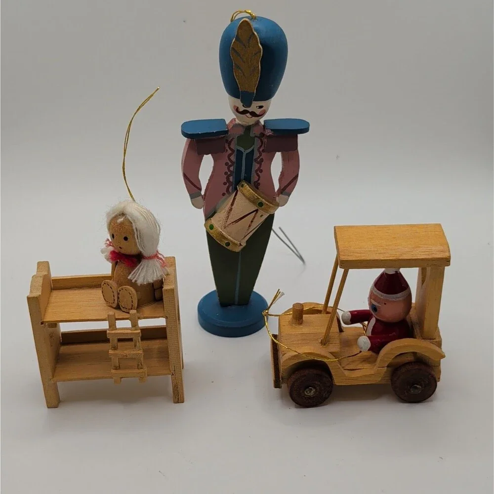 Vintage Wooden Christmas Ornaments Lot 3 Santa Car Toy Soldier Drummer Doll Bed